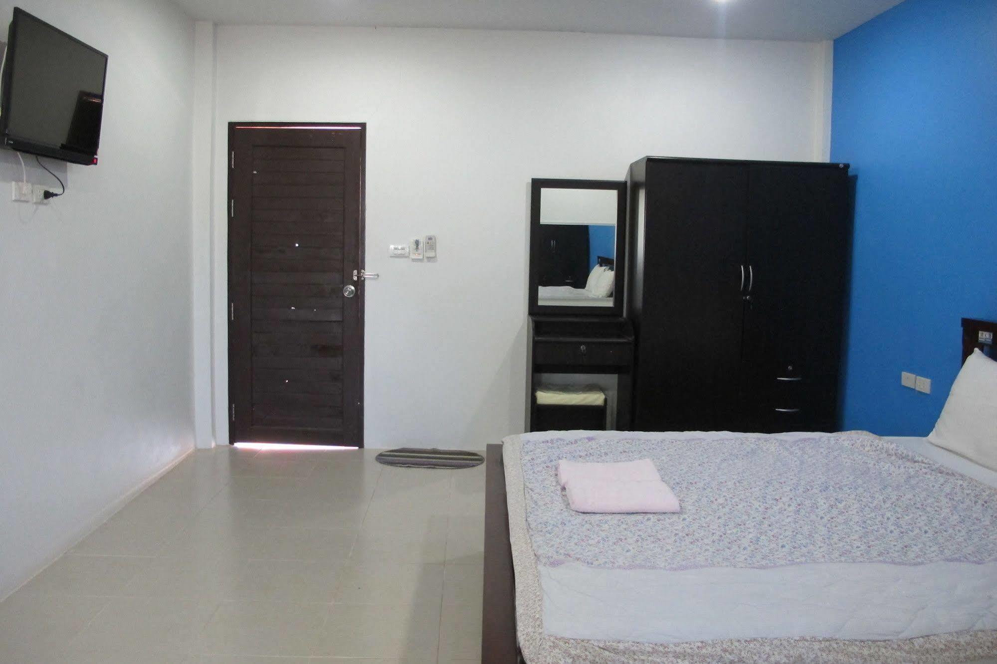 Tongmai Resort Surat Thani Extérieur photo
